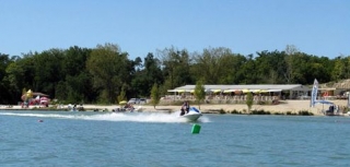  Jet ski en el lago